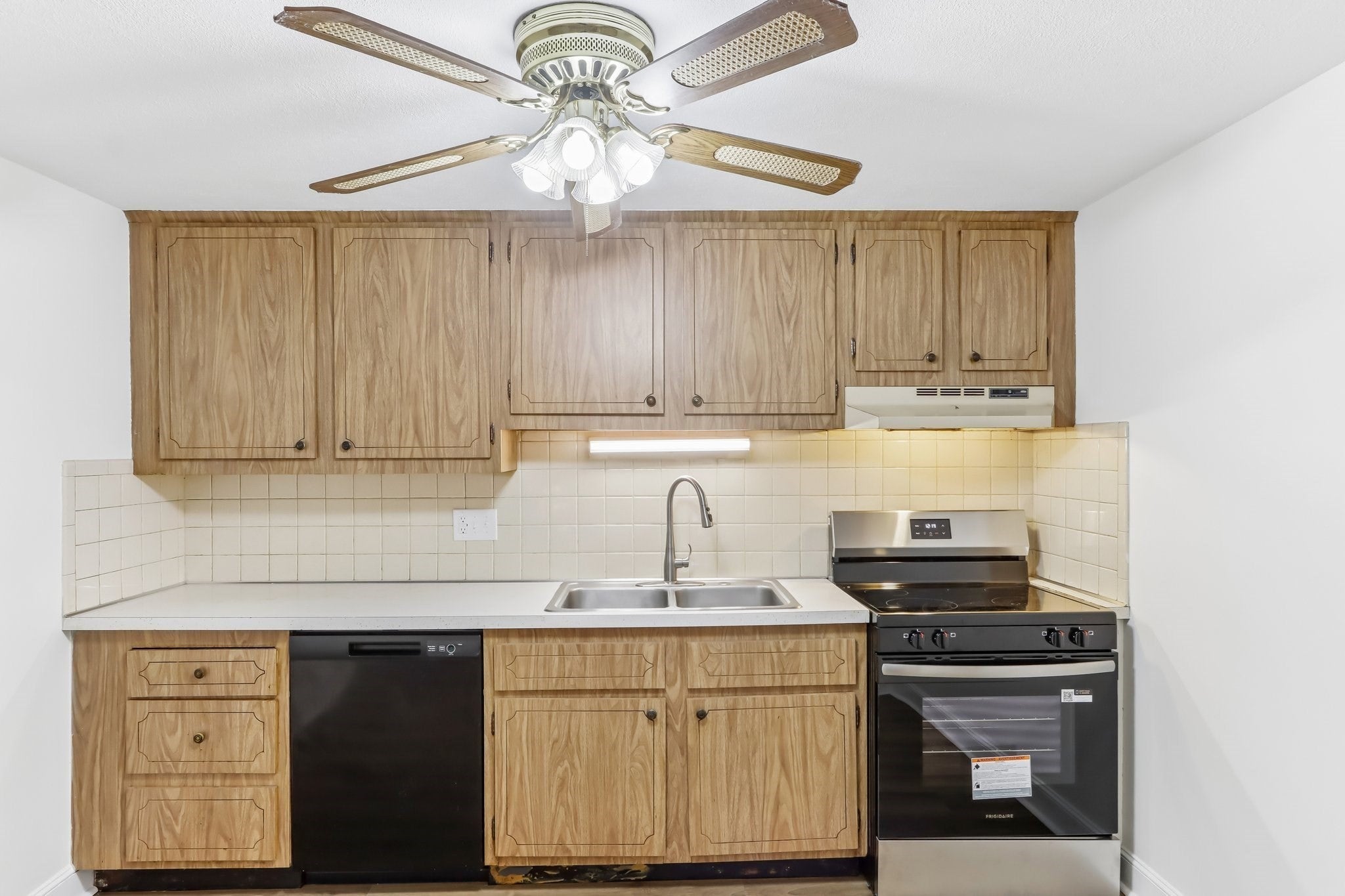 7 Walker Rd #10, North Andover, MA Photo #10