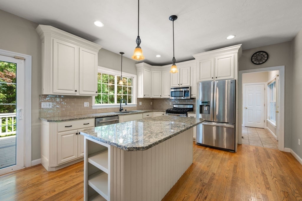 12 Rocky Woods Rd, Hopkinton, MA, 12 Rocky Woods Rd, Hopkinton, MA Photo #13