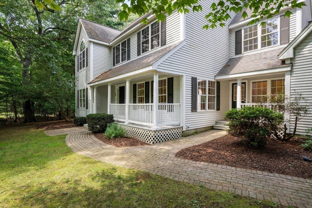 Photo of 12 Rocky Woods Rd, Hopkinton, MA