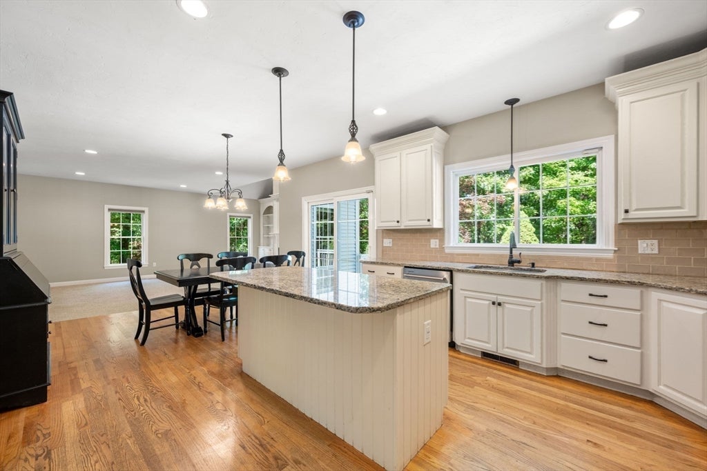 12 Rocky Woods Rd, Hopkinton, MA, 12 Rocky Woods Rd, Hopkinton, MA Photo #11