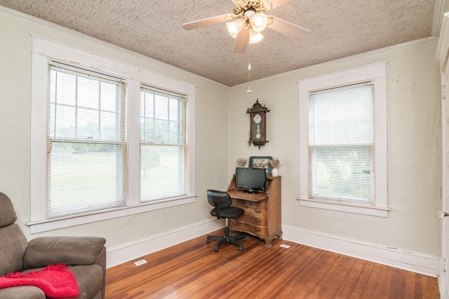 46 Walnut Street, Montague, MA, 46 Walnut Street, Montague, MA Photo #16