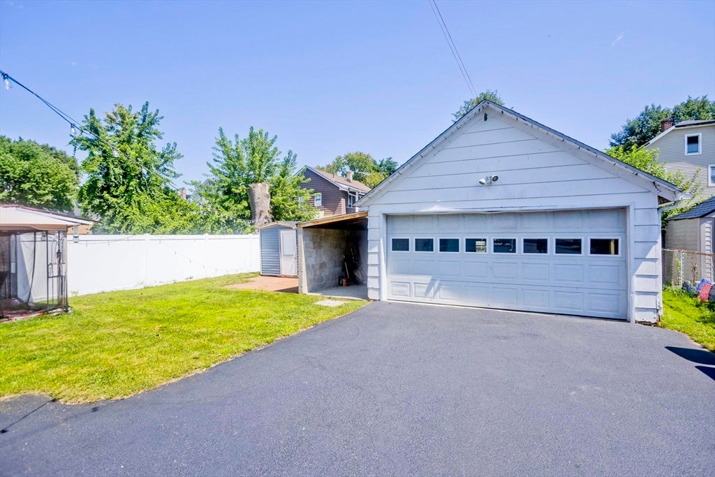 37-39 Upland St, Springfield, MA, 37-39 Upland St, Springfield, MA Photo #5