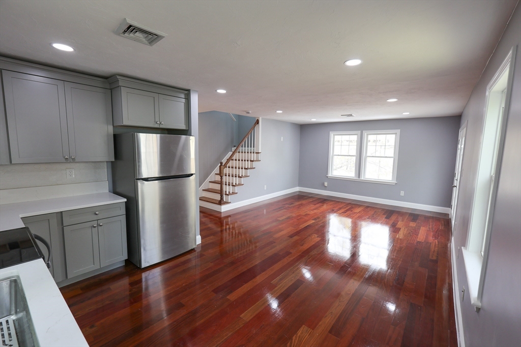 70 Mount Hope Street 2