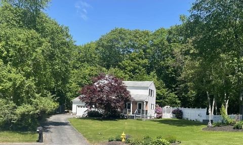 37 Teaberry Ln Gardner MA 01440