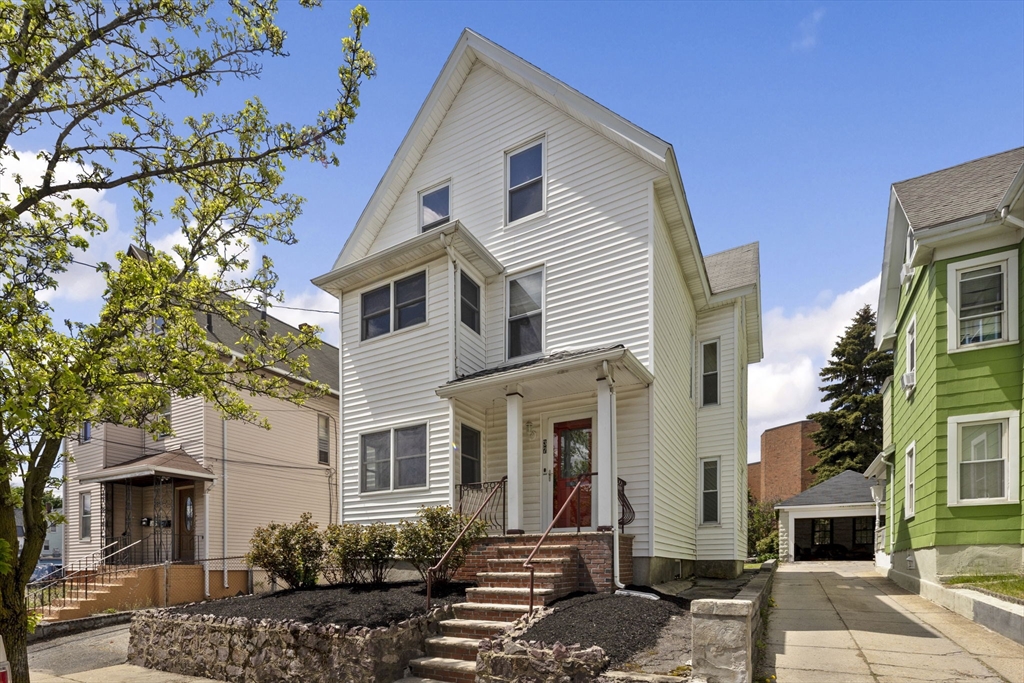 Photo of 37 Lewis St, Everett, MA