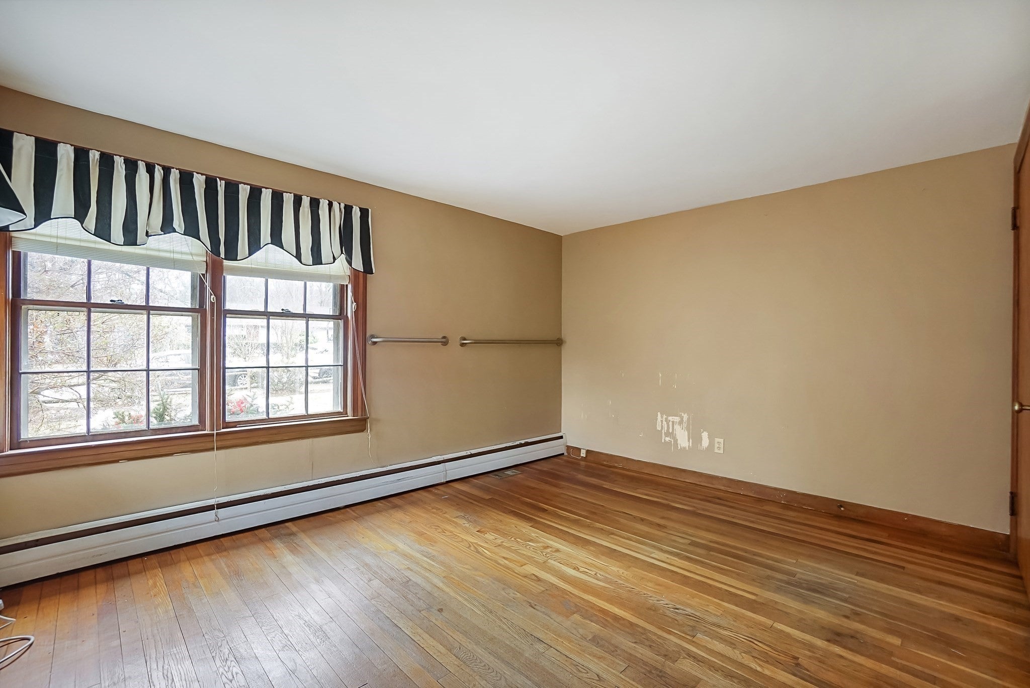 30 Woodland Rd, Ashland, MA Photo #7