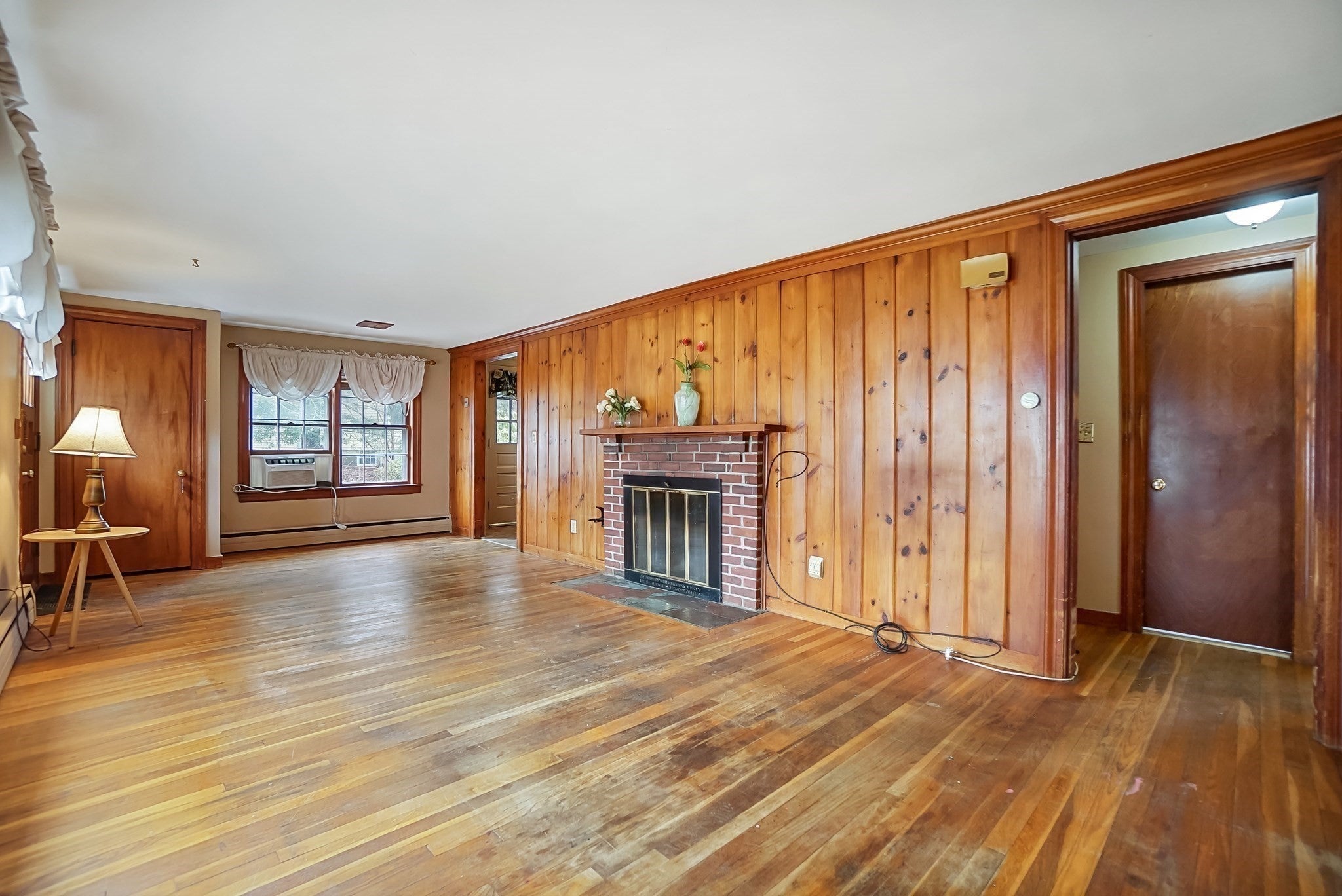 30 Woodland Rd, Ashland, MA Photo #4