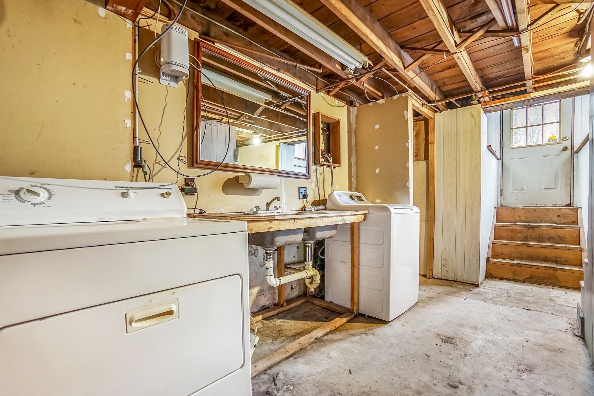 30 Woodland Rd, Ashland, MA Photo #15
