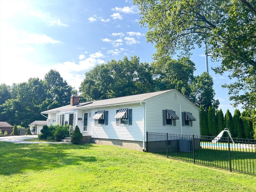 68 Woodcrest Ct