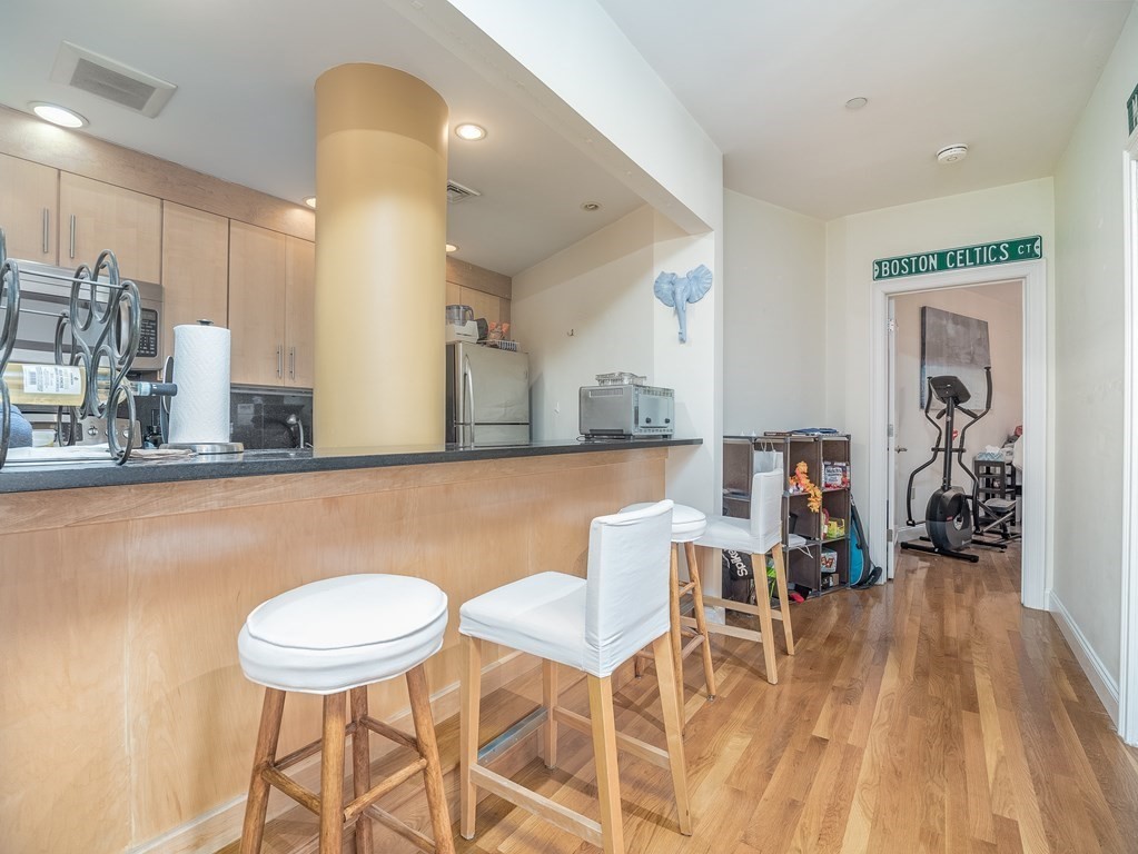 42 Beach St 6B