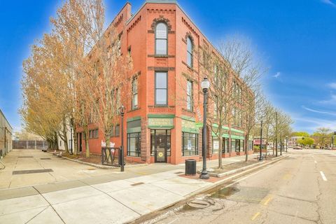 Photo of 25 Main Street #202, Watertown, MA 02472 (MLS # 73527111)