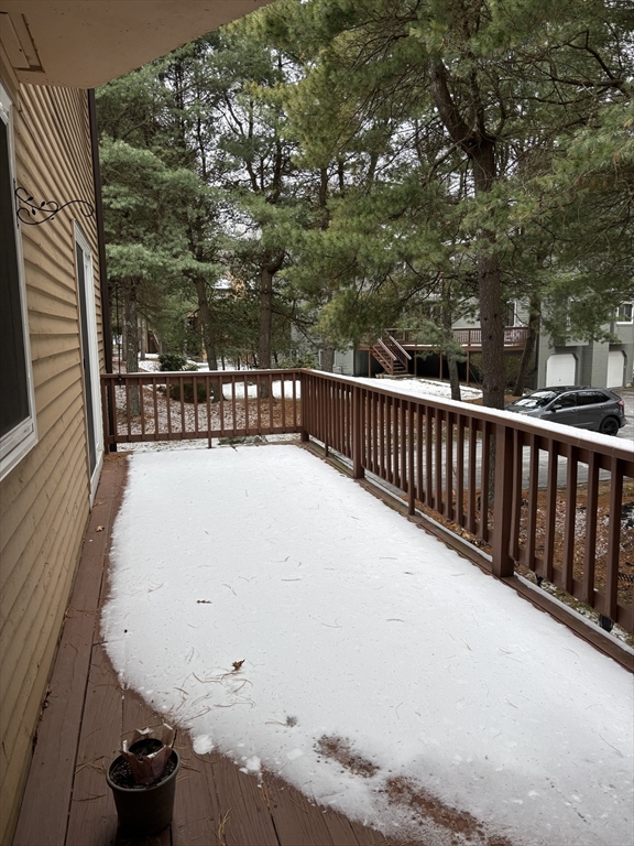 100 Captain Eames Cir 100