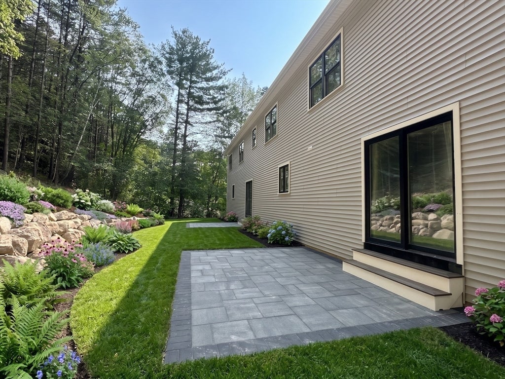 43 Burlington Road, Bedford, MA, 43 Burlington Road, Bedford, MA Photo #9
