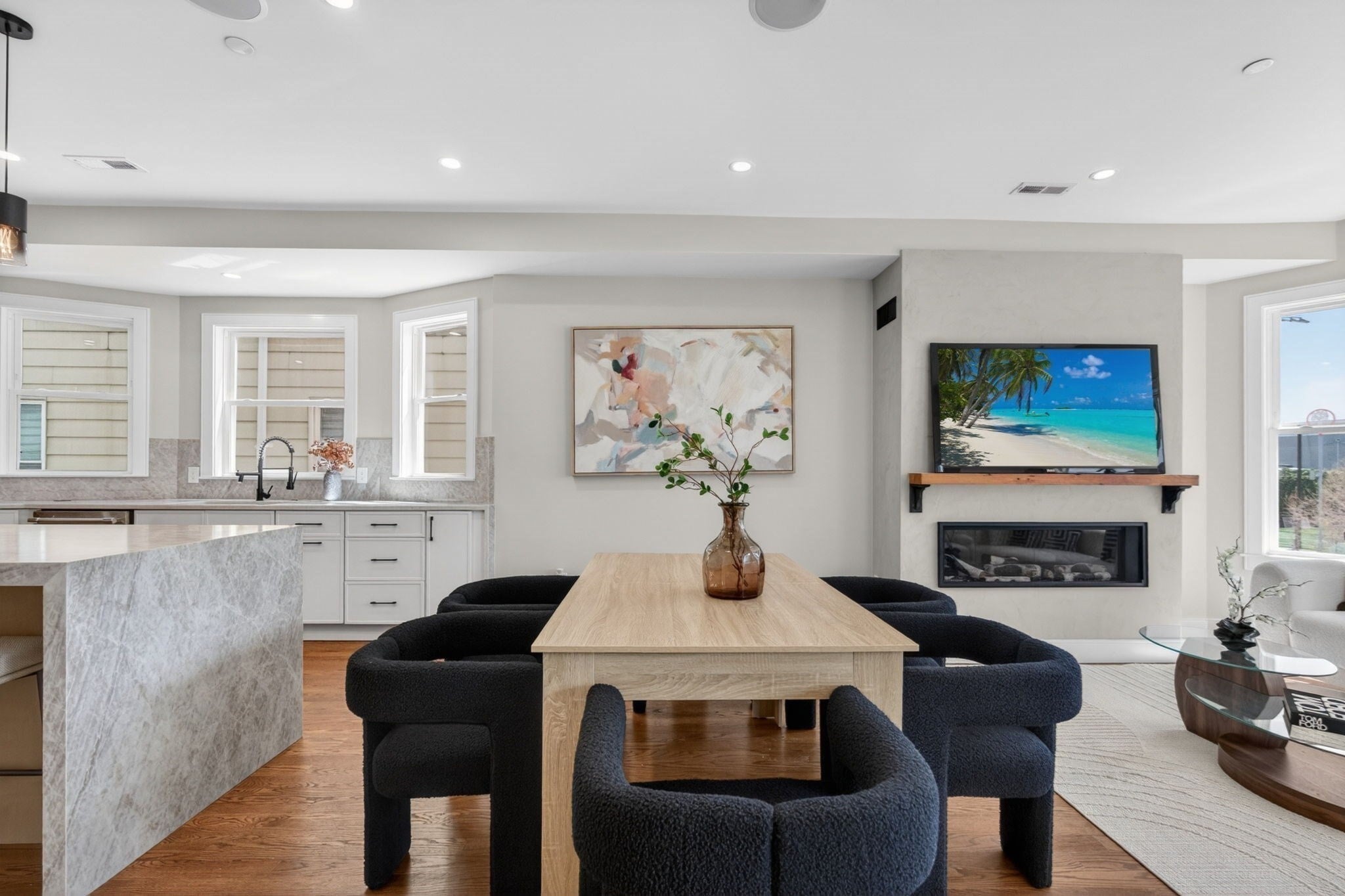 557 Somerville Ave 2