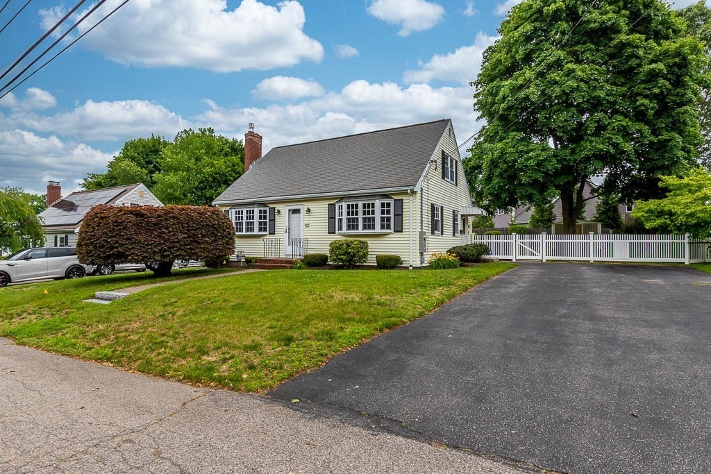 23 Willard Street