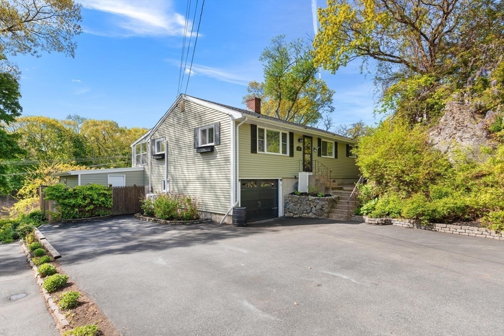 53 Longhill Rd