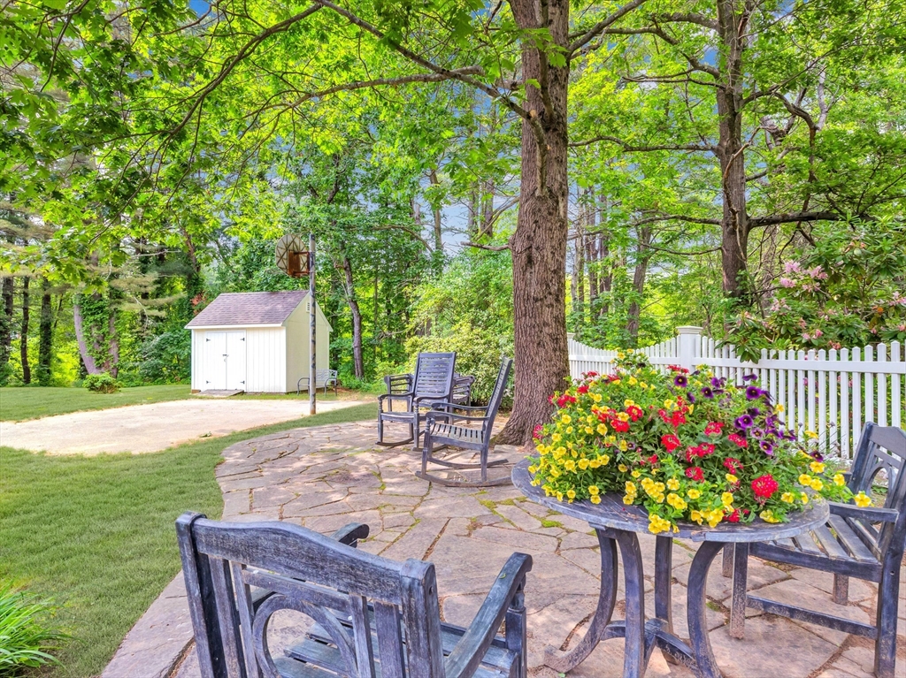 14 Harriman Rd