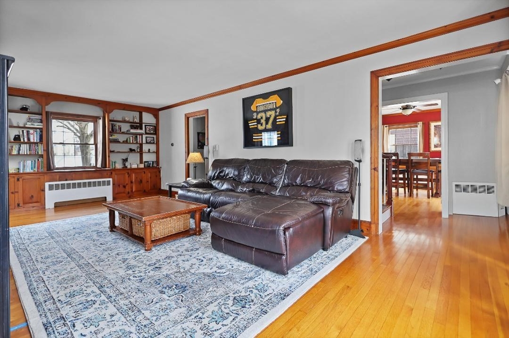 32 Maplewood St