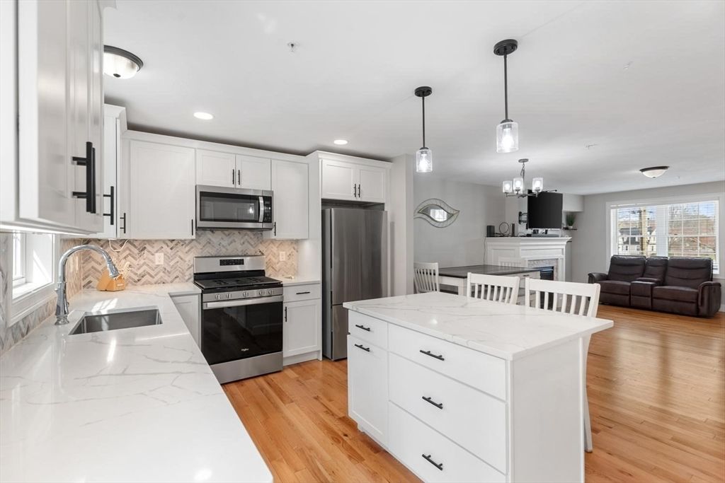 Photo of 3 O'leary Way #3, Haverhill, MA 01835 (MLS # 73503101)