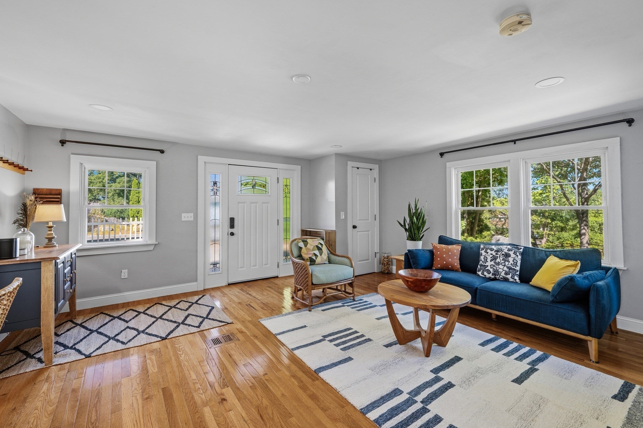 4 Lynwood AVE, Gloucester, MA Photo #4
