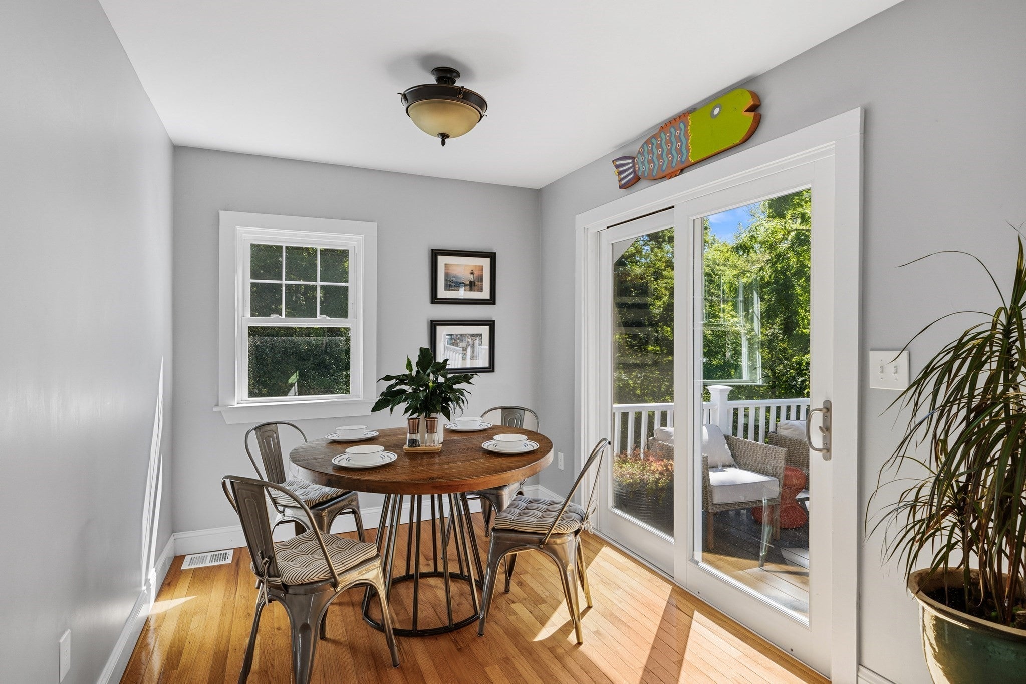 4 Lynwood AVE, Gloucester, MA Photo #12