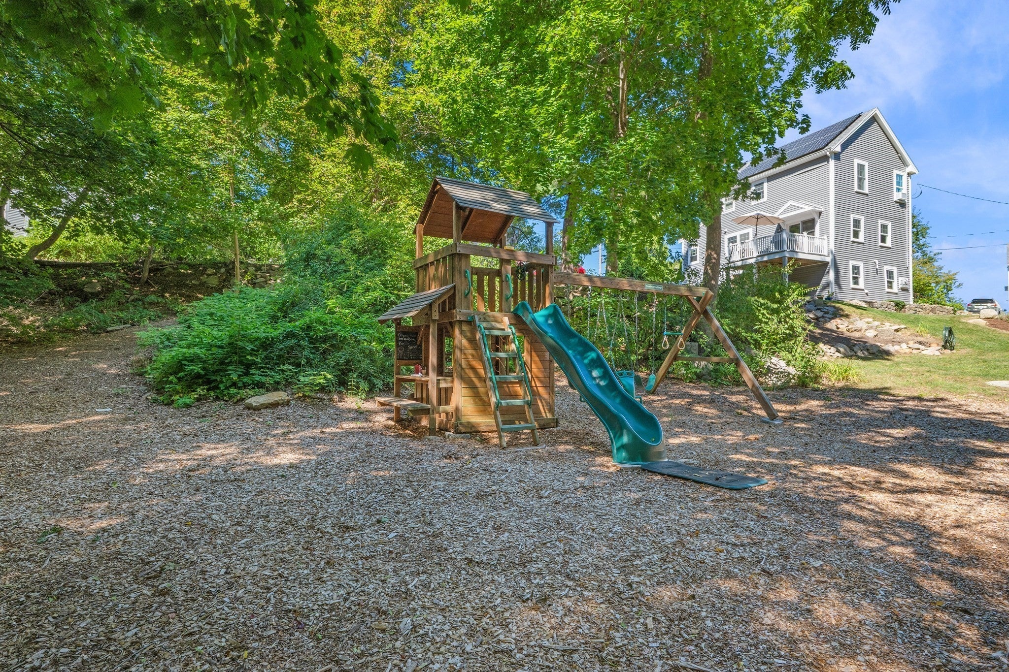 4 Lynwood AVE, Gloucester, MA Photo #35