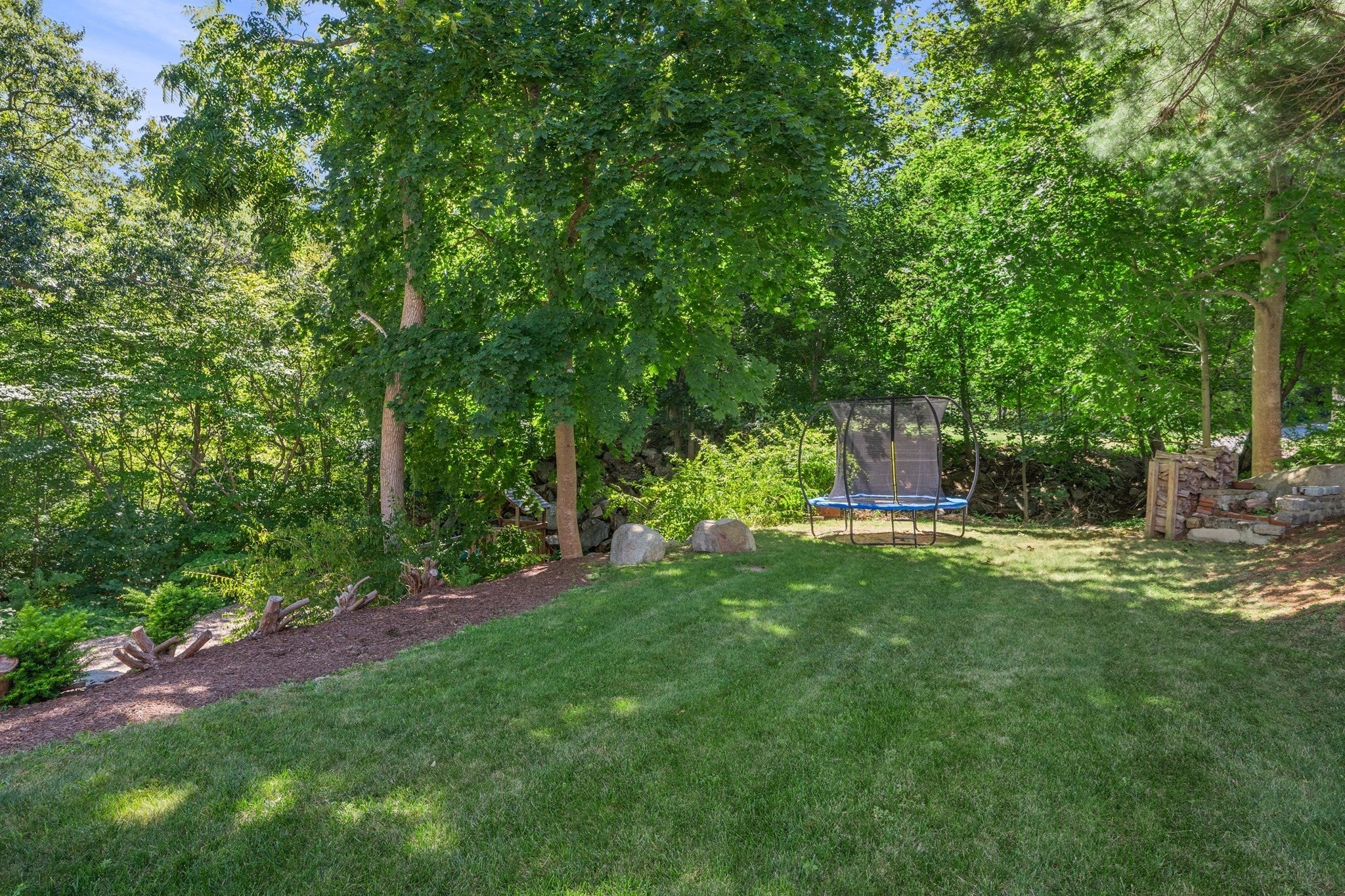4 Lynwood AVE, Gloucester, MA Photo #37