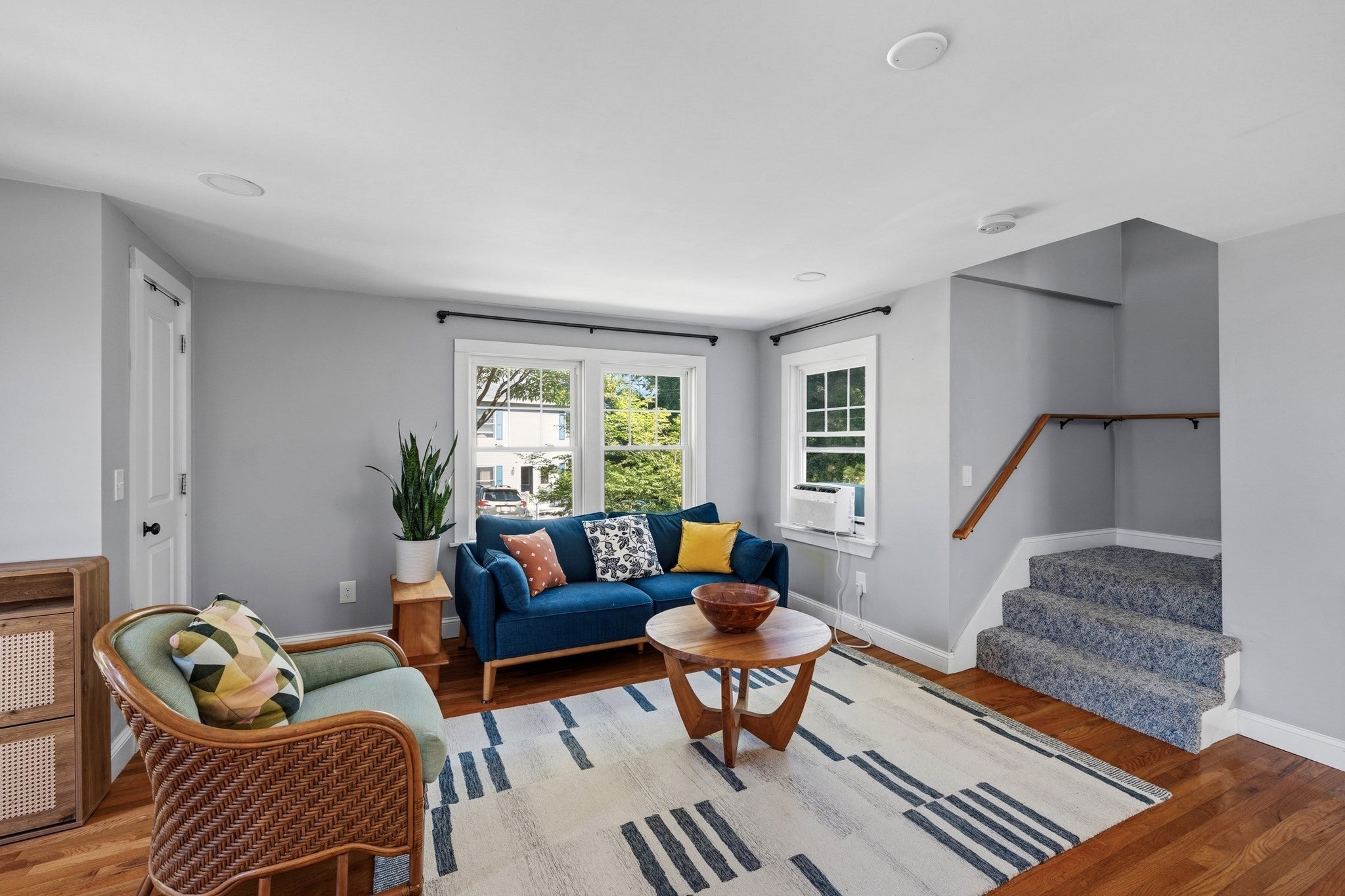 4 Lynwood AVE, Gloucester, MA Photo #5
