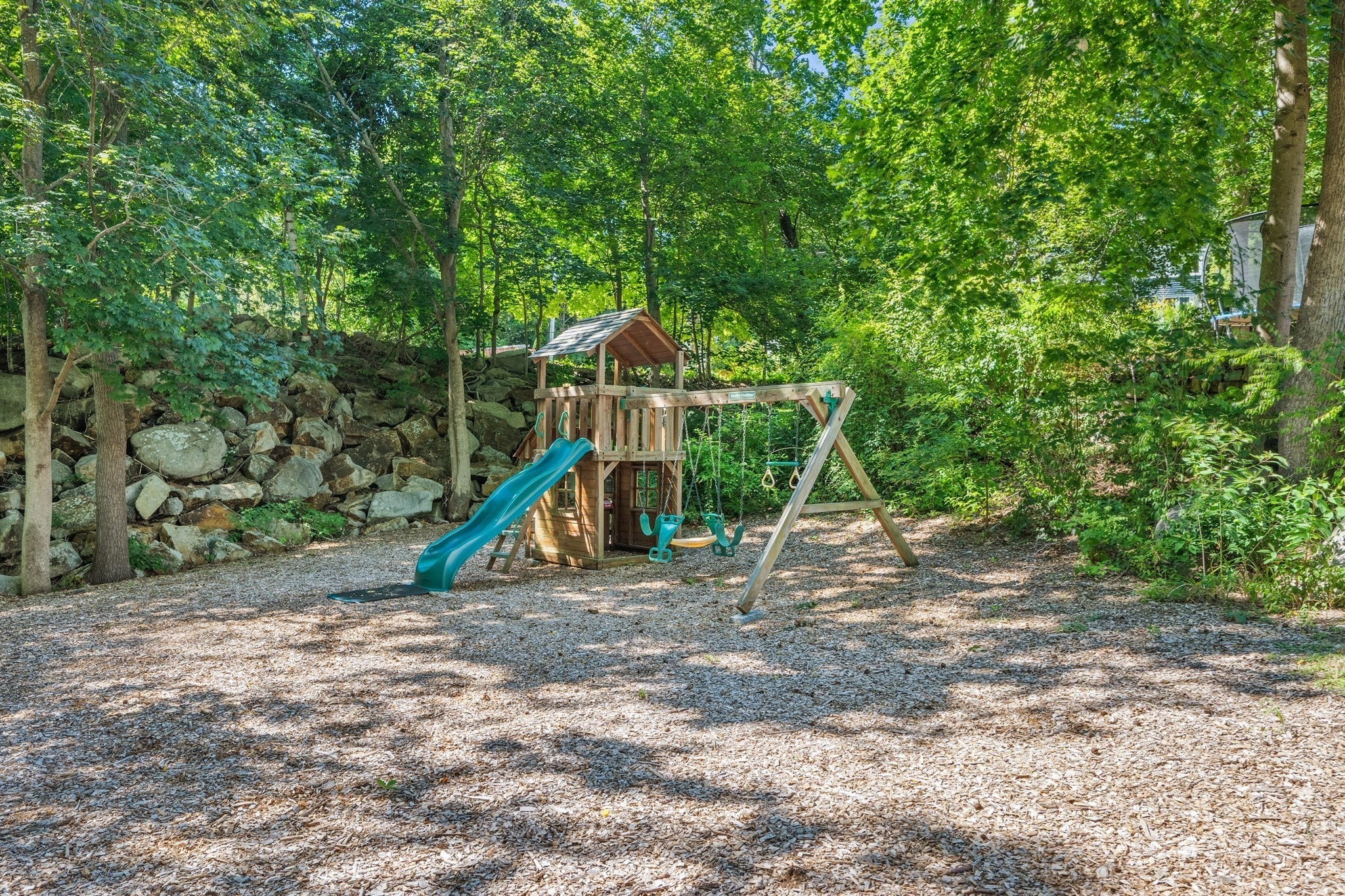 4 Lynwood AVE, Gloucester, MA Photo #34