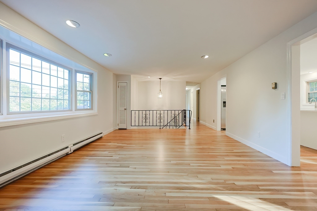 327 Singletary Ln