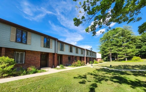 Photo of 10 Winston Ct #10, Amherst, MA 01002 (MLS # 73542983)