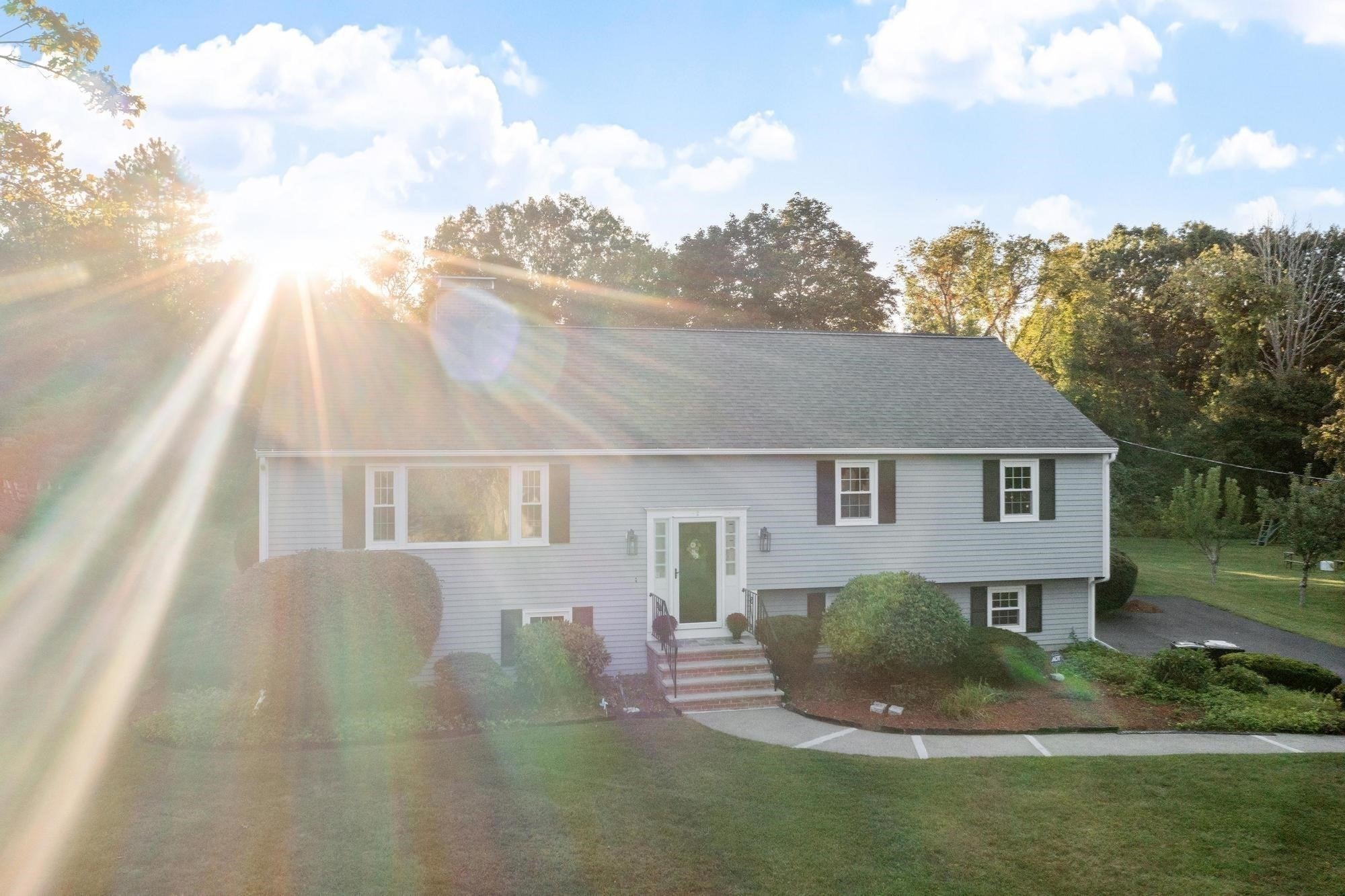 2 Dorset Circle, Andover, MA Photo #42