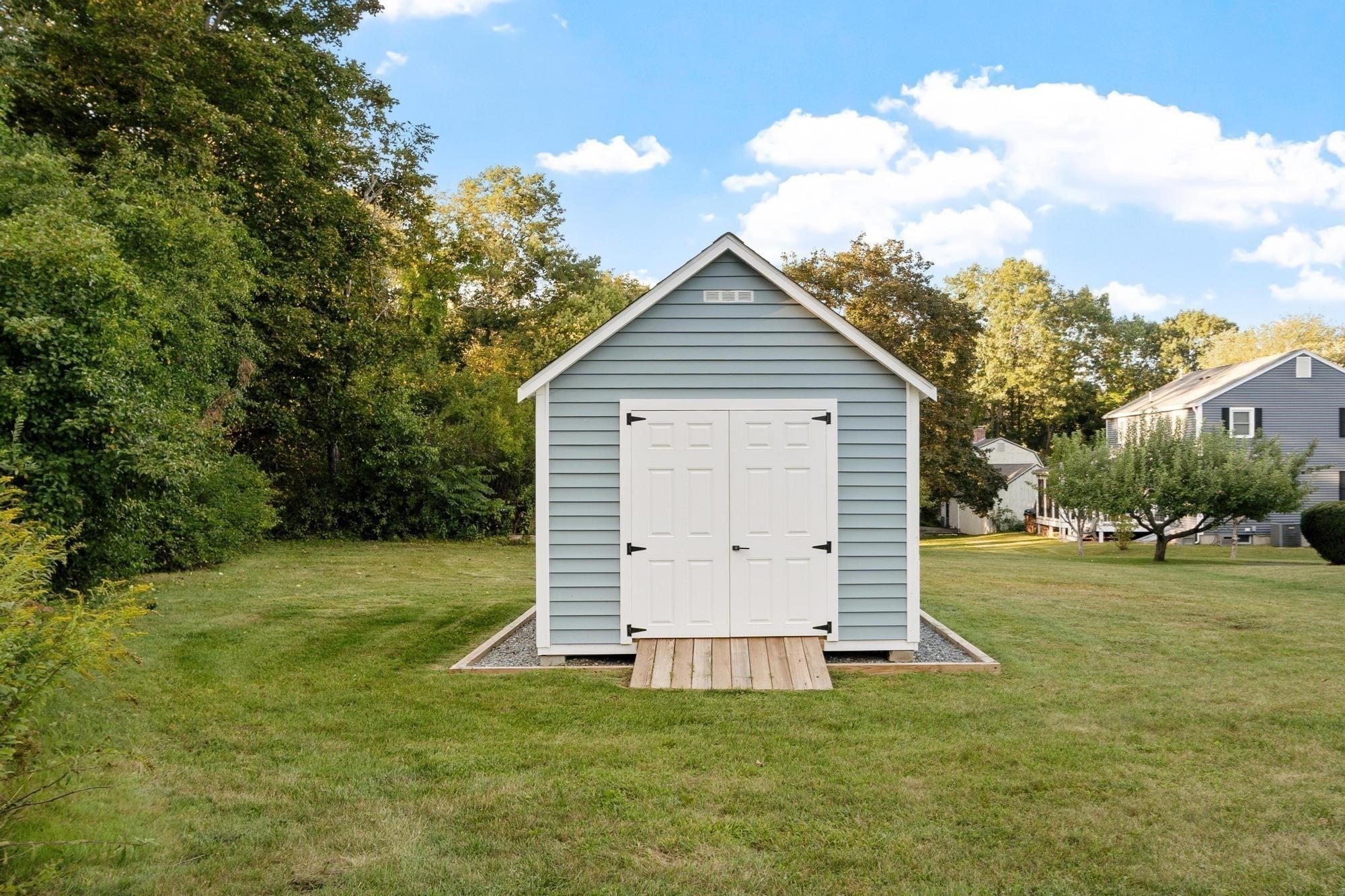 2 Dorset Circle, Andover, MA Photo #9