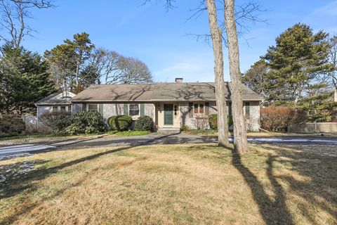 14 Red Brook Harbor Rd Bourne MA 02559