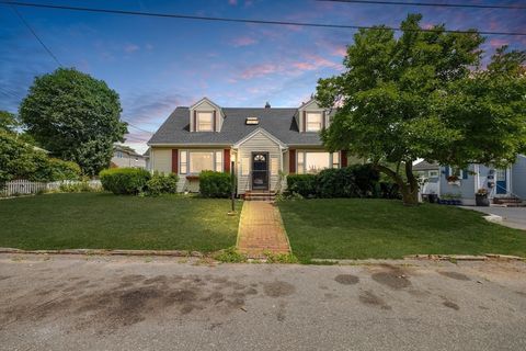 6 Curtis Rd Saugus MA 01906