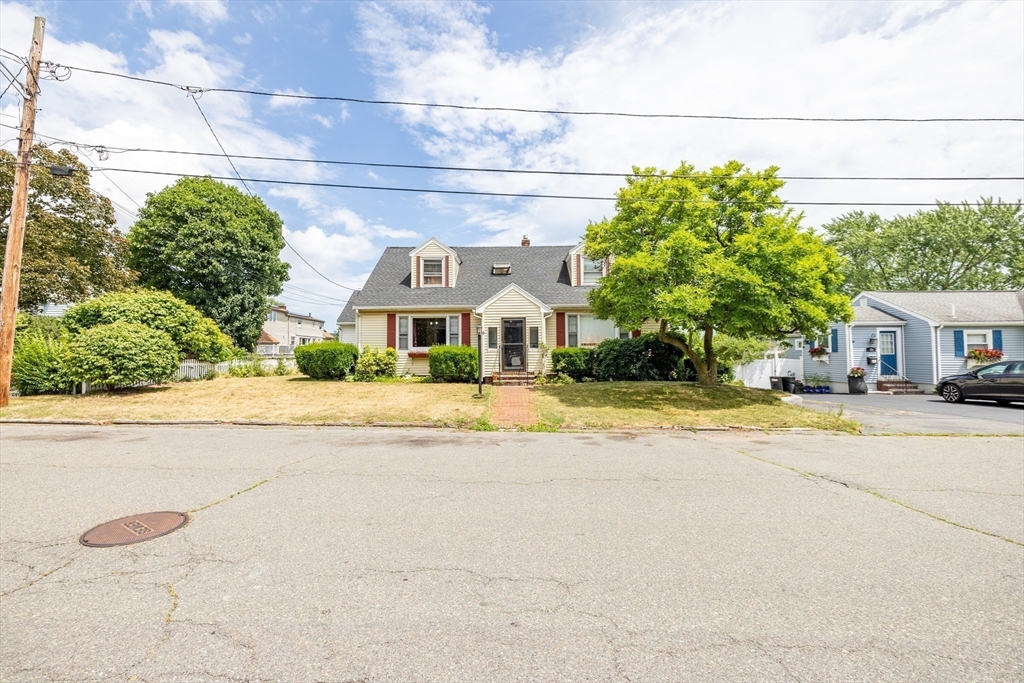 6 Curtis Rd