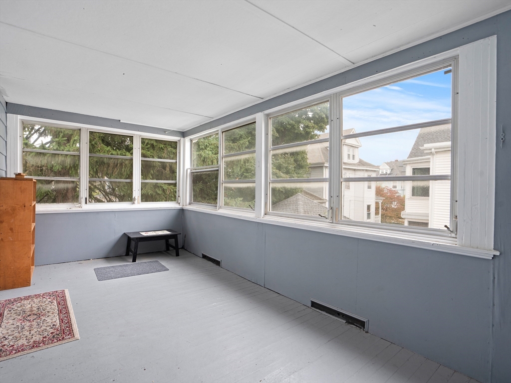 124 Sheridan Ave 2
