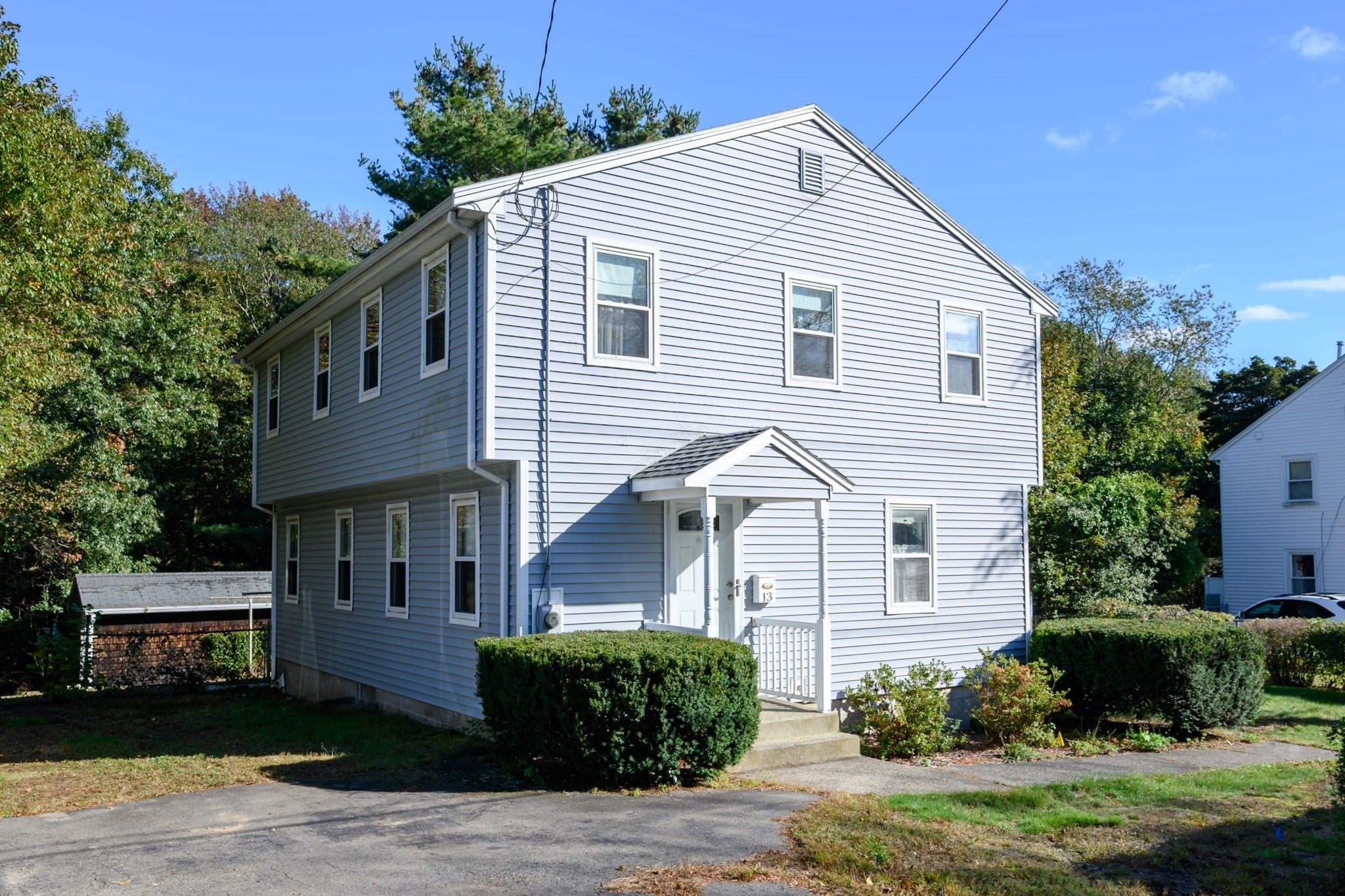 13 Hemlock Rd