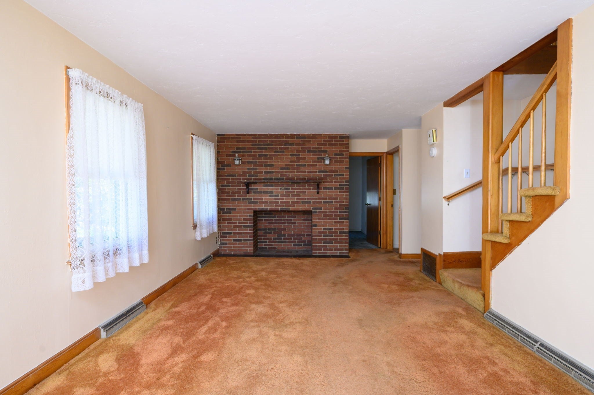 13 Hemlock Rd