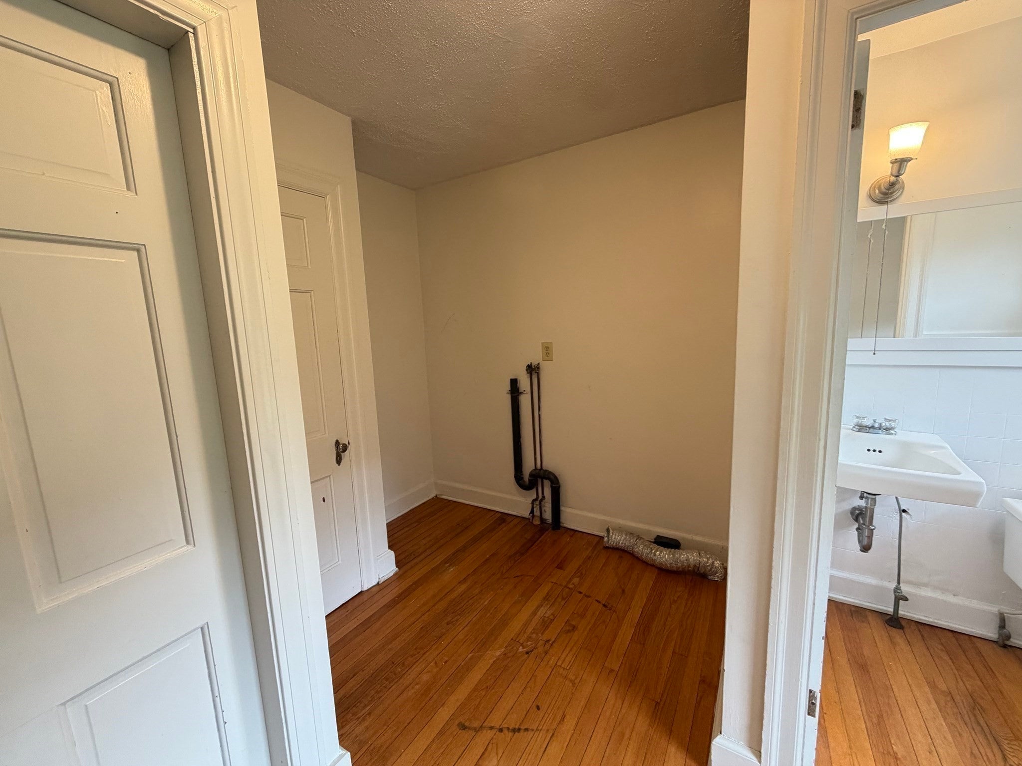 616 Bernardston Rd, Greenfield, MA Photo #18