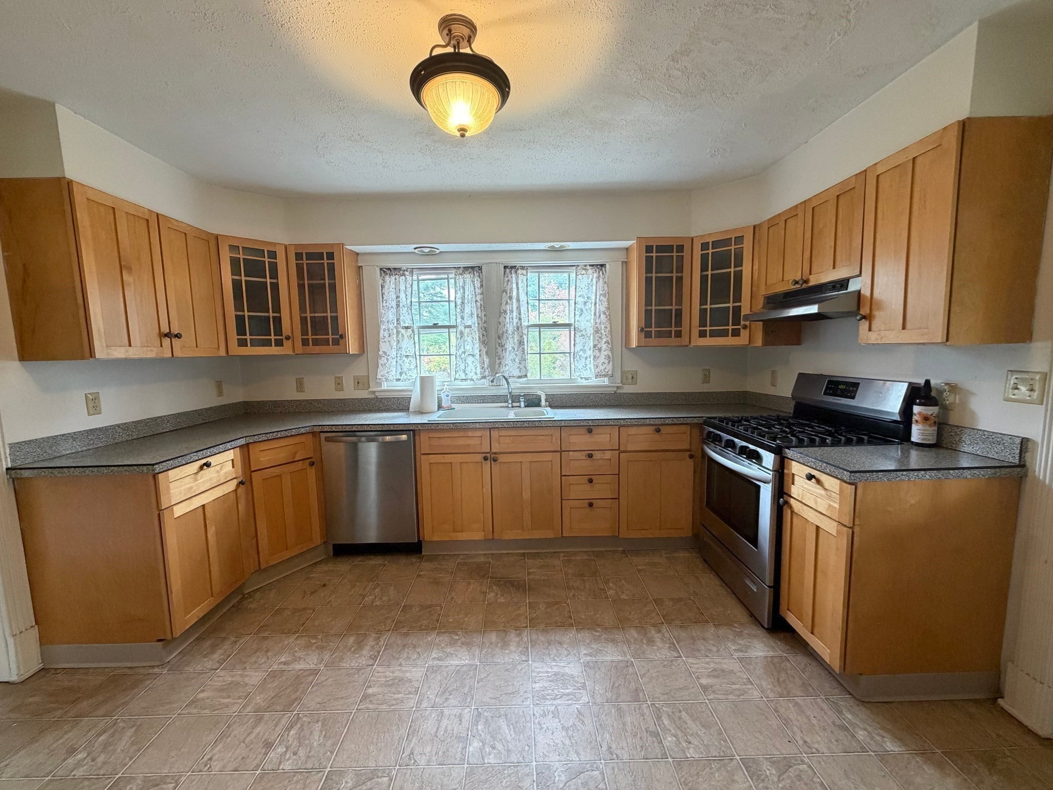 616 Bernardston Rd, Greenfield, MA Photo #16