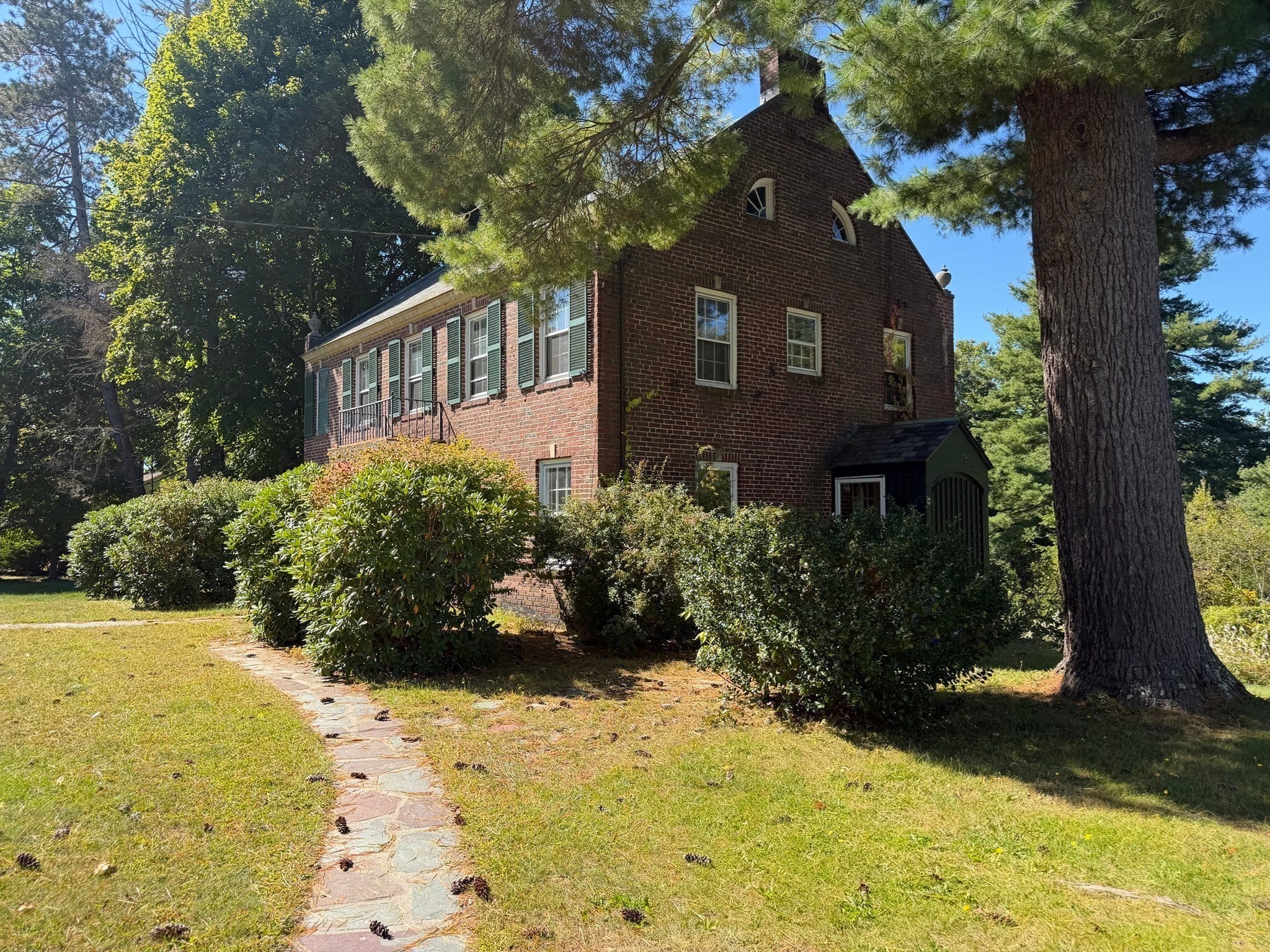 616 Bernardston Rd, Greenfield, MA Photo #4
