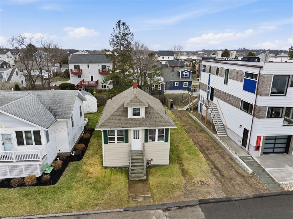 6 Touraine Ave