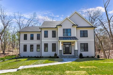 114 Forest Street Reading MA 01867