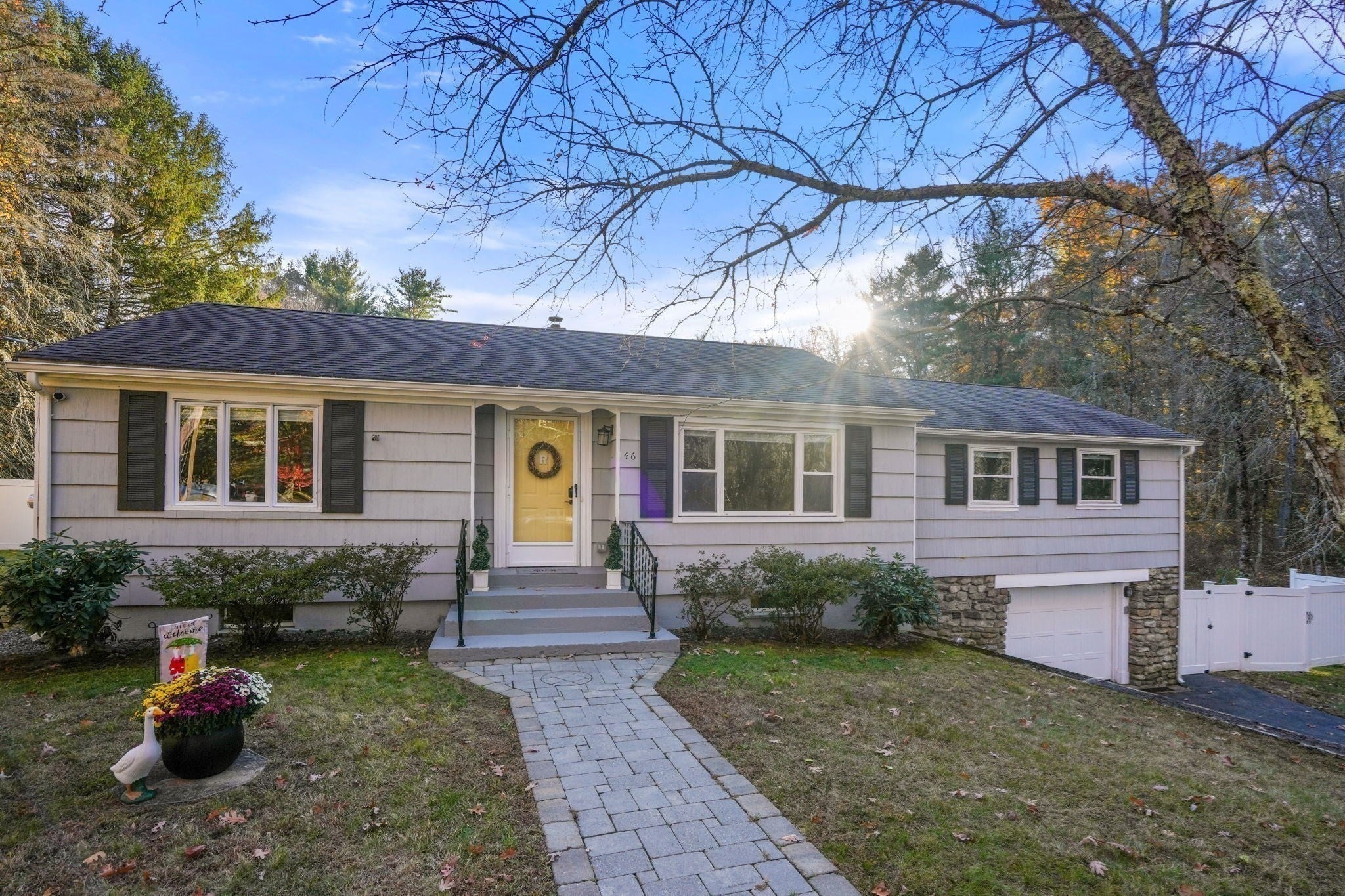 46 Nw Main St, Douglas, MA Photo #1