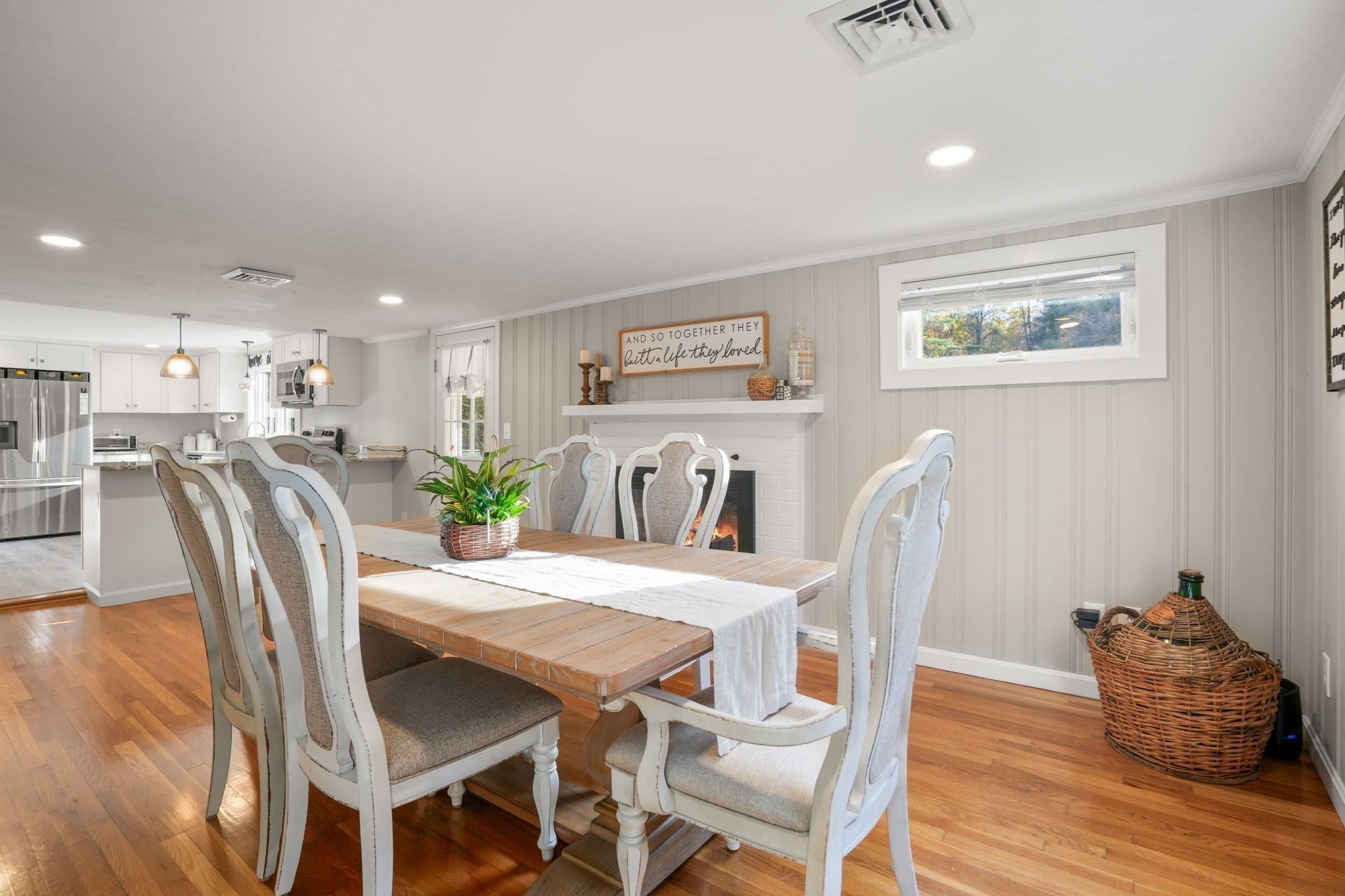 46 Nw Main St, Douglas, MA Photo #11