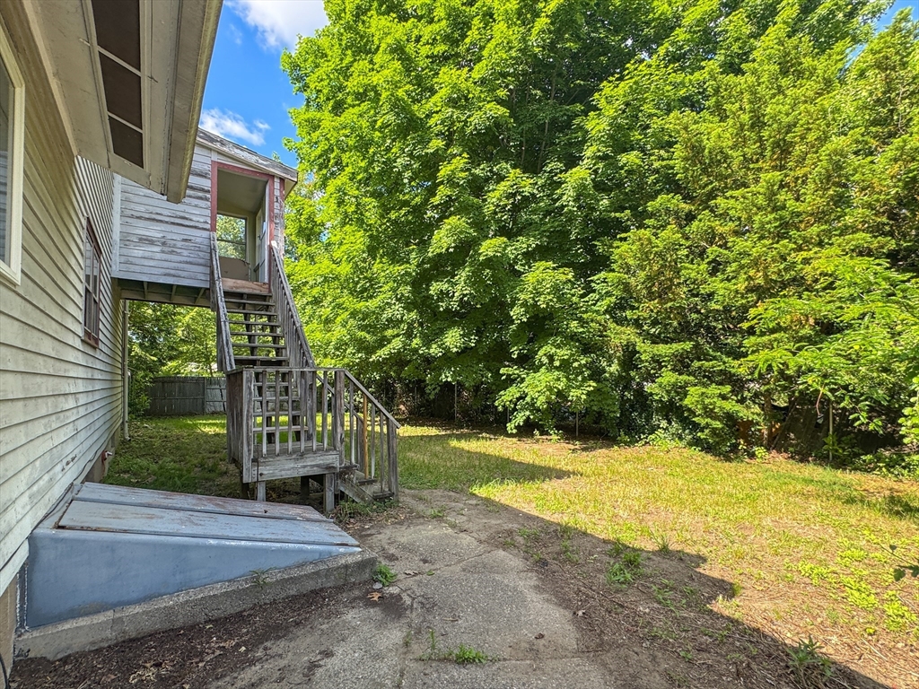 32 Margerie St