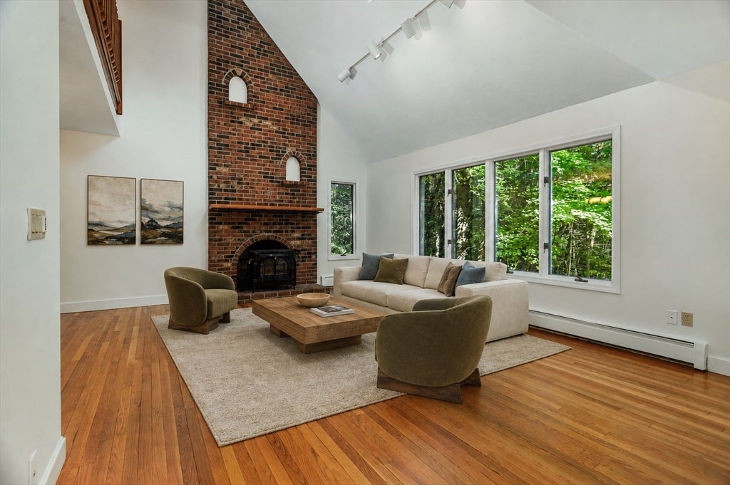 3 Sargent Rd, Bolton, MA, 3 Sargent Rd, Bolton, MA Photo #3