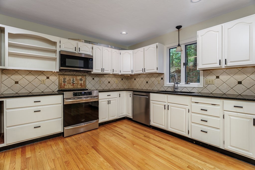3 Sargent Rd, Bolton, MA, 3 Sargent Rd, Bolton, MA Photo #9