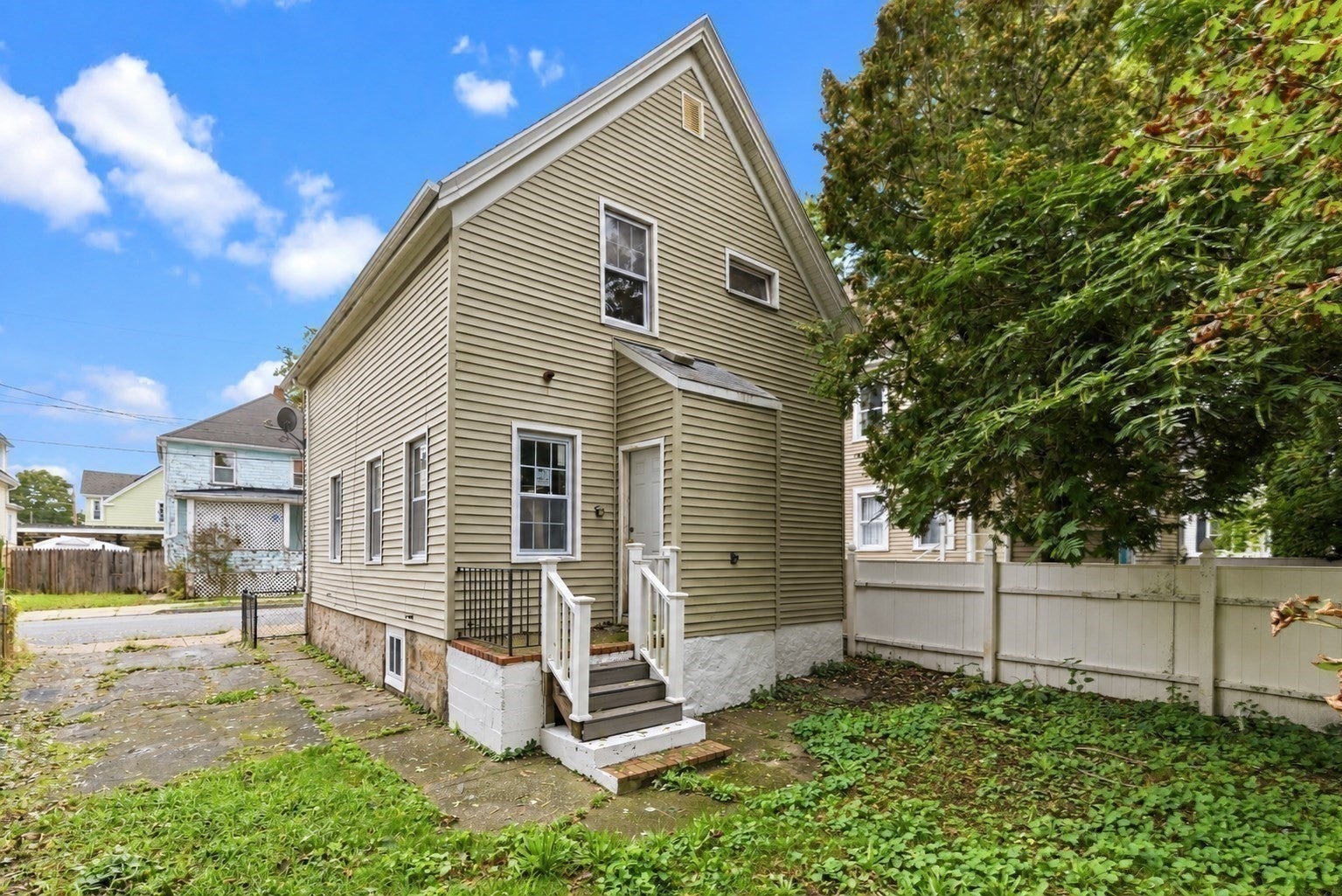 96 Pierce St, New Bedford, MA, 96 Pierce St, New Bedford, MA Photo #5